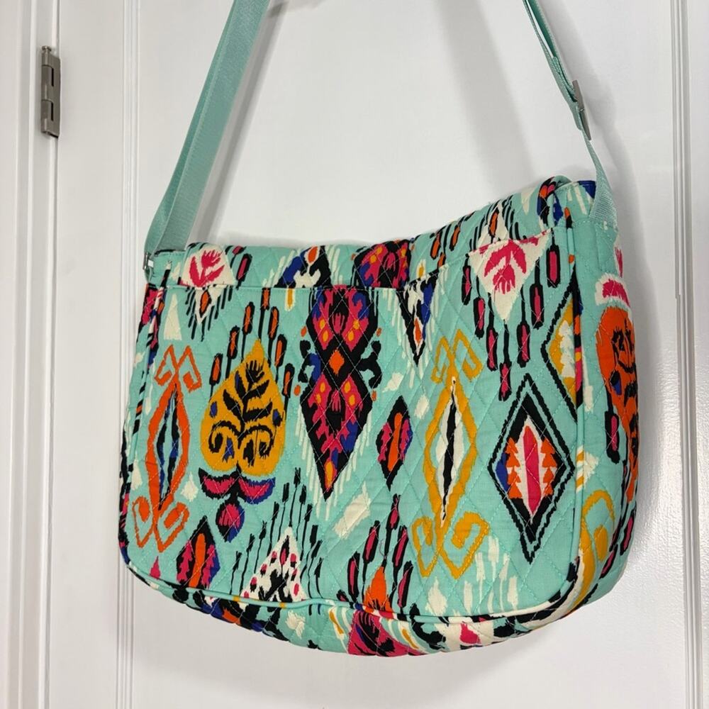 Vera Bradley Essential Messenger Bag quilted Pueblo print - Picture 6 of 15